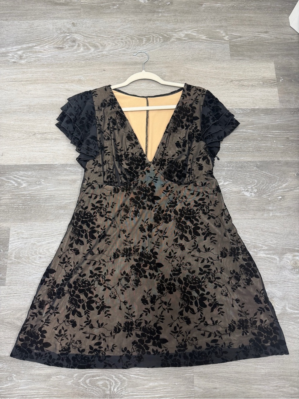 Womens Black Floral Velvet-Overlay A-Line Dress